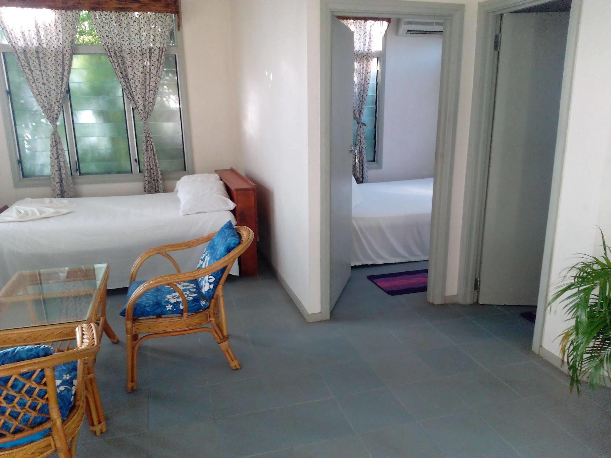 Vacations Beach Fale Hotel Manase Exterior foto