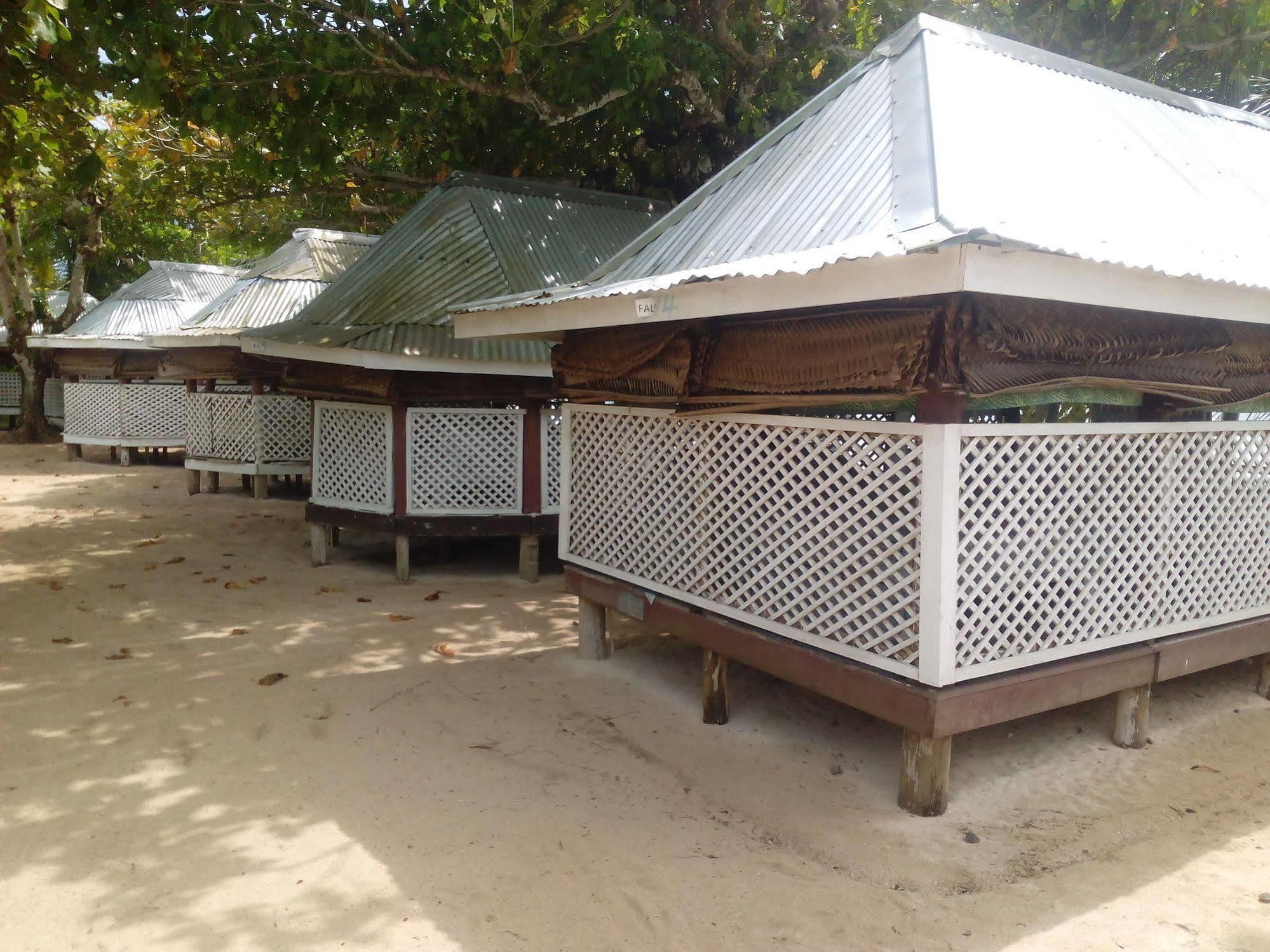 Vacations Beach Fale Hotel Manase Exterior foto